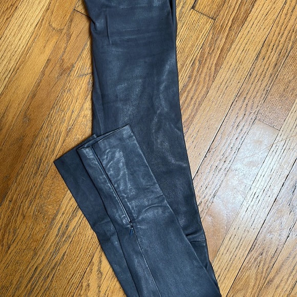 BALENCIAGA LEATHER - Picture 8 of 8